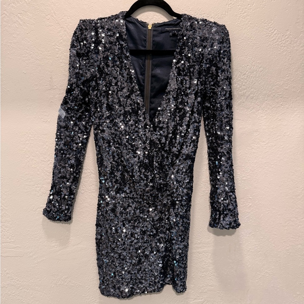 RARE French Connection Midnight Navy Sequin Mini/Collectors Piece/size 2(4) - Picture 2 of 8